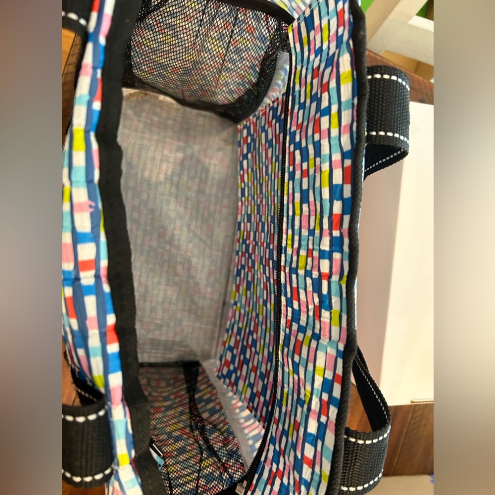 Scout Bag.  Good Condition.  Great Colors.